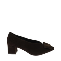 Eleganckie brązowe zamszowe czółenka z ozdobą